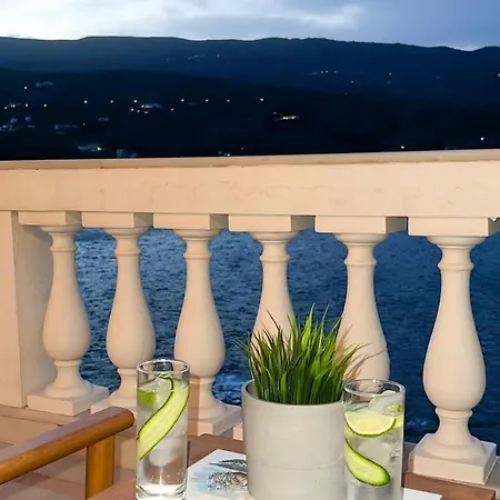 Boutique Bnb Sea Views & Breakfast - Suite 2R