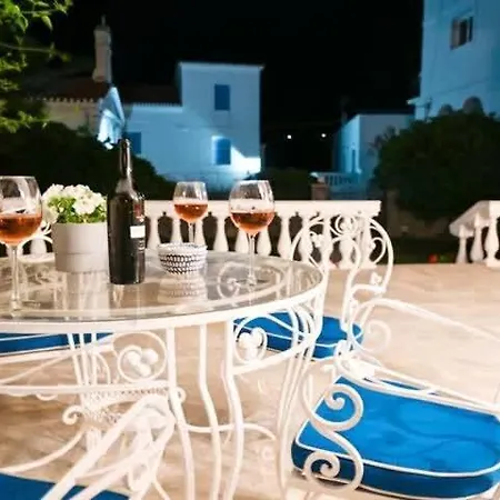 Prázdninový dům Boutique Bnb Sea Views & Breakfast - Suite 2R